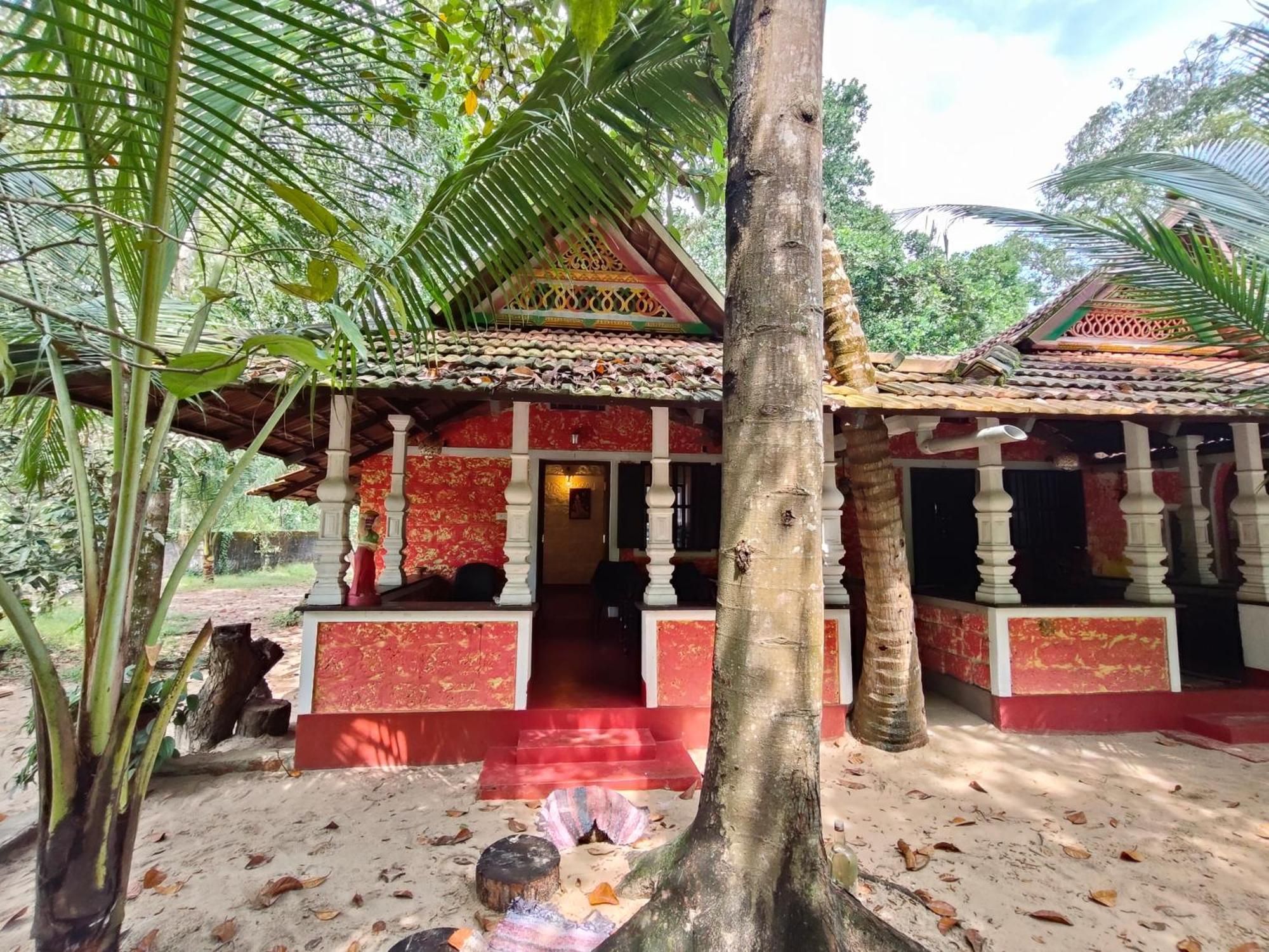 Abba Marari Beach Villas & Homestay Mararikulam Alappuzha Szoba fotó
