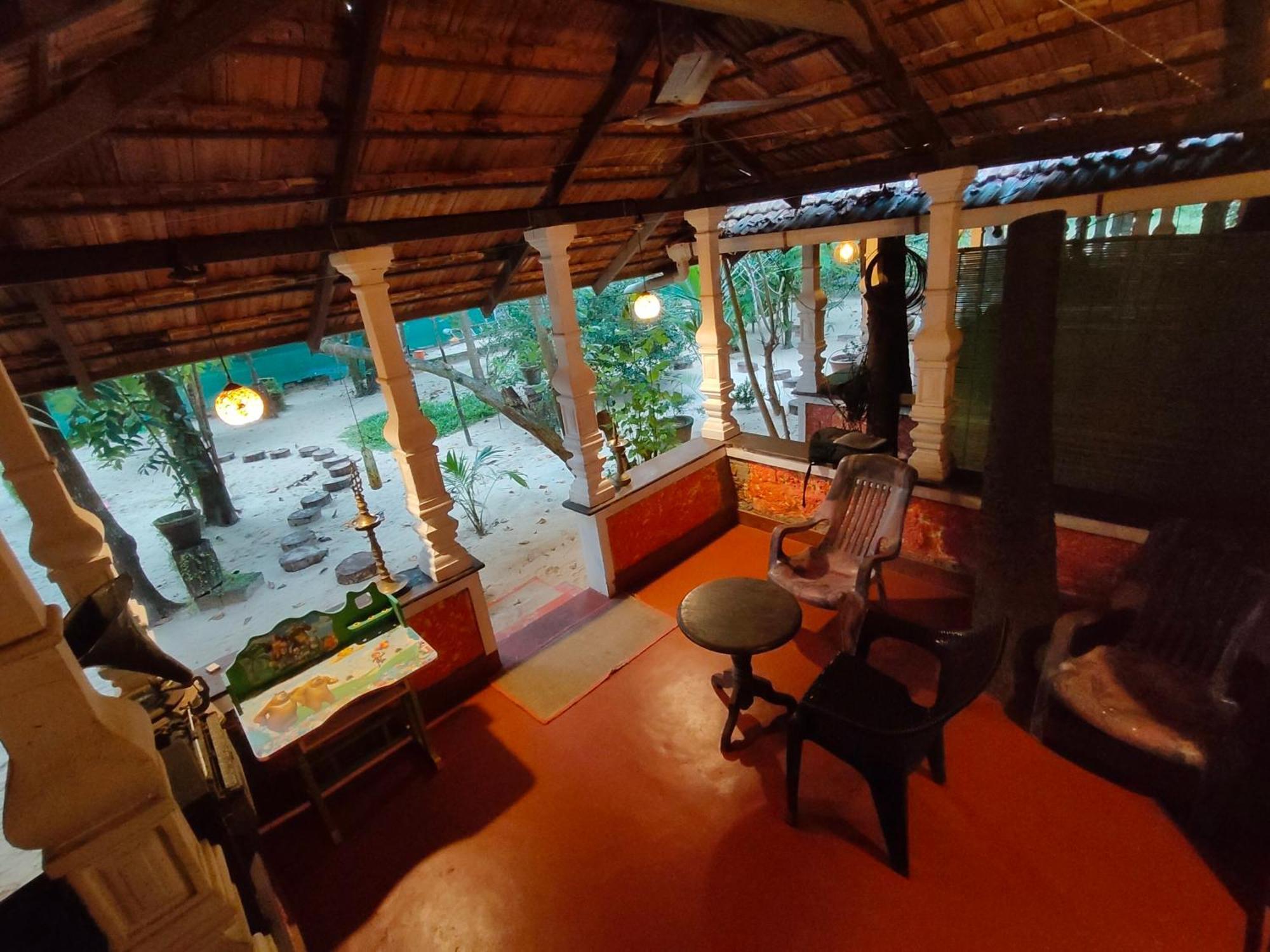 Abba Marari Beach Villas & Homestay Mararikulam Alappuzha Szoba fotó